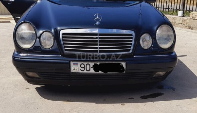 Mercedes E 240 1998, 406,000 km - 2.4 l - Qusar