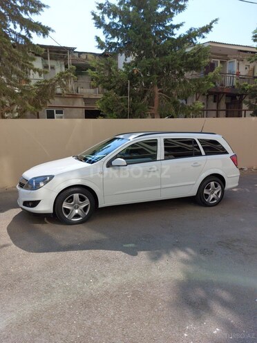 Opel Astra 2008, 362,000 km - 1.4 л - Bakı