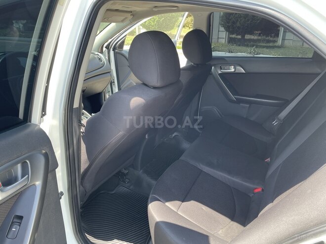 Kia Cerato 2011, 135,800 km - 1.6 l - Gəncə