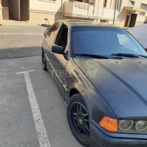 BMW 325 1993, 280,000 km - 2.5 л - Bakı