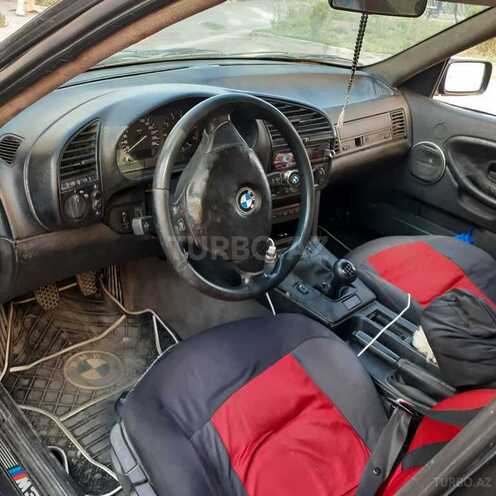 BMW 325 1993, 280,000 km - 2.5 л - Bakı
