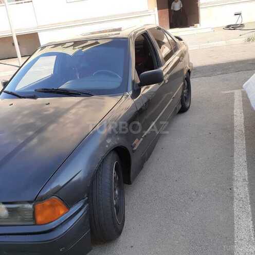 BMW 325 1993, 280,000 km - 2.5 л - Bakı