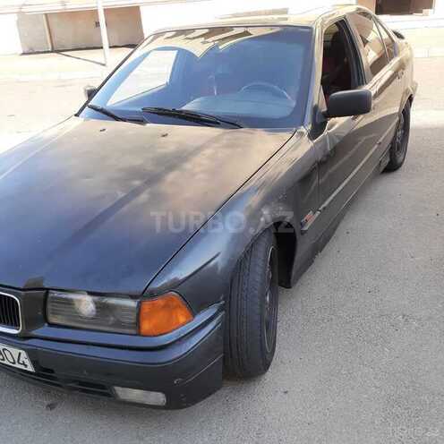 BMW 325 1993, 280,000 km - 2.5 л - Bakı