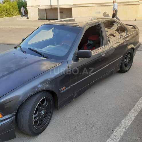 BMW 325 1993, 280,000 km - 2.5 л - Bakı