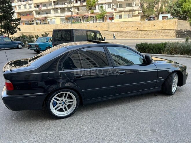 BMW 525 2001, 180,000 km - 2.5 l - Bakı