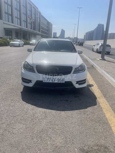 Mercedes C 300 2012, 200,000 km - 3.0 l - Bakı