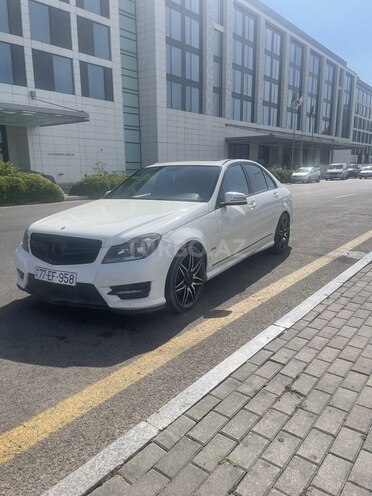 Mercedes C 300 2012, 200,000 km - 3.0 l - Bakı