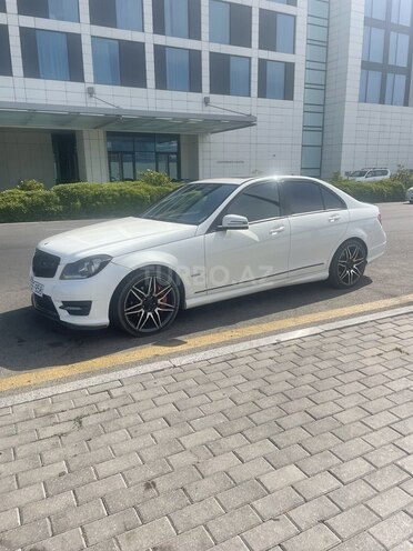 Mercedes C 300 2012, 200,000 km - 3.0 l - Bakı