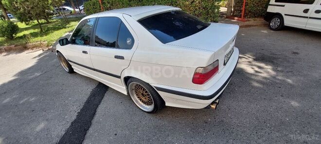 BMW 320 1995, 227,121 km - 2.0 l - Bakı