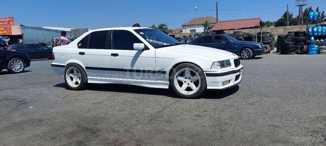 BMW 320 1995, 227,121 km - 2.0 l - Bakı