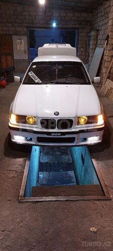 BMW 320 1995, 227,121 km - 2.0 l - Bakı