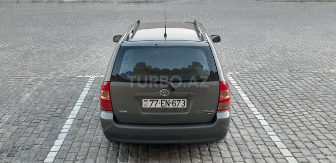 Toyota Corolla 2005, 168,000 km - 1.4 l - Bakı