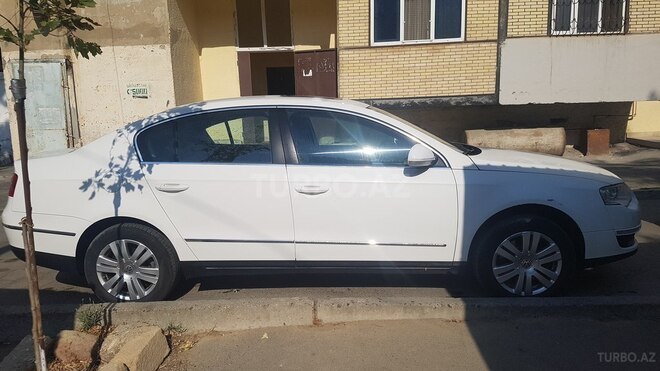 Volkswagen Passat 2010, 165,000 km - 1.8 л - Bakı