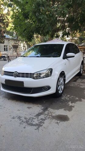 Volkswagen Polo 2012, 160,000 km - 1.6 l - Bakı