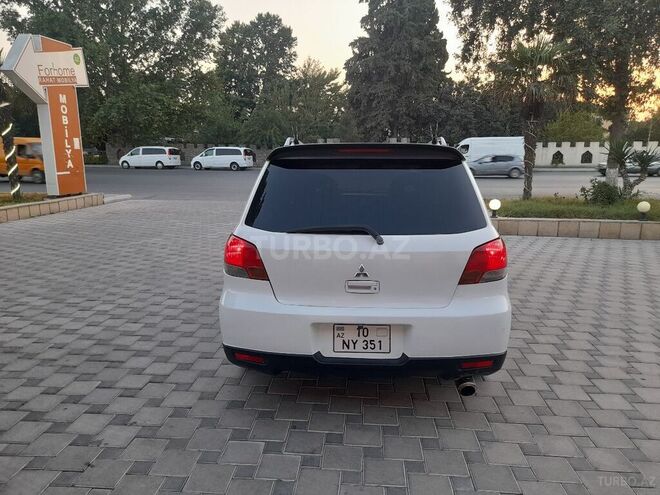 Mitsubishi Airtrek 2002, 244,143 km - 2.0 l - Bərdə