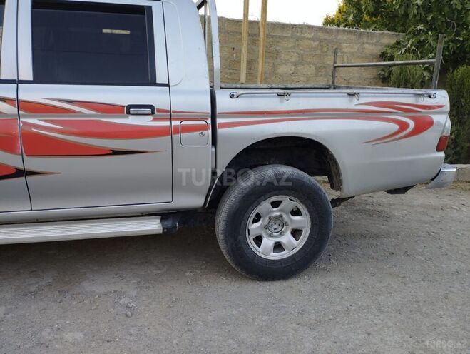Mitsubishi L200 2003, 390,000 km - 2.5 л - Bakı