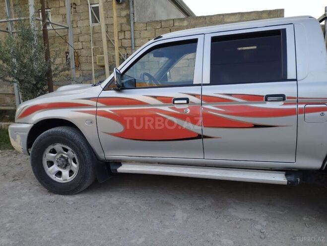 Mitsubishi L200 2003, 390,000 km - 2.5 л - Bakı