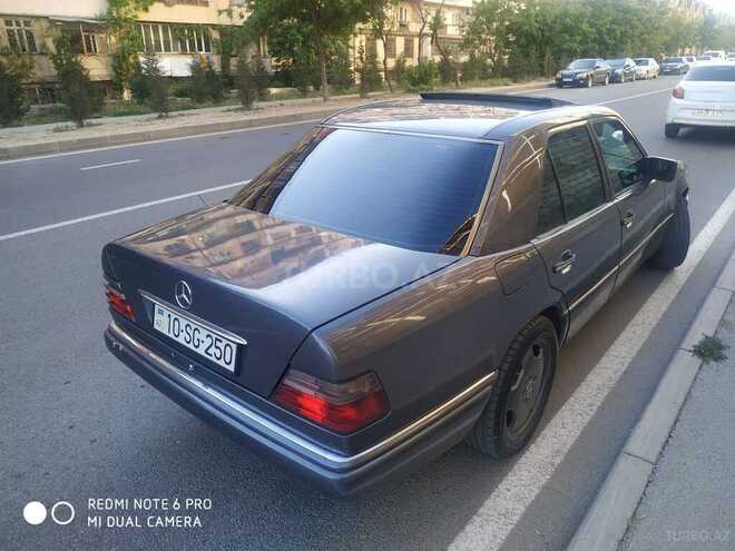 Mercedes E 250 1995, 385,460 km - 2.5 л - Bakı
