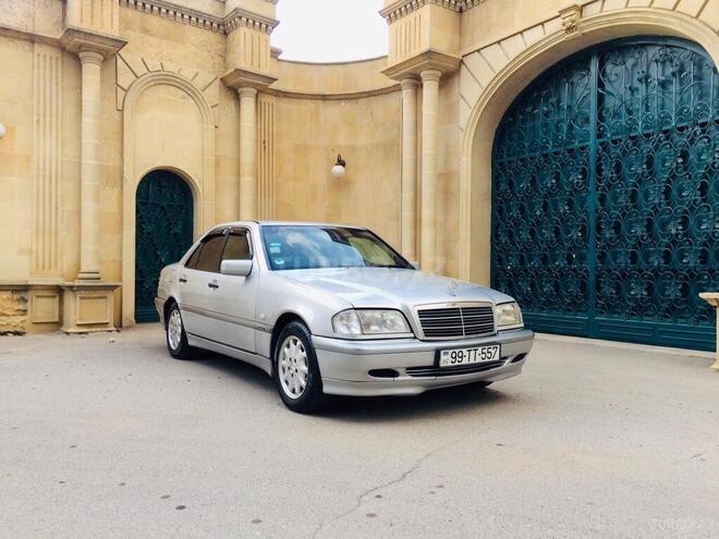 Mercedes C 220 1999, 285,752 km - 2.2 l - Bakı