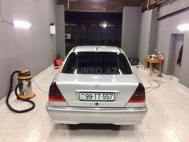 Mercedes C 220 1999, 285,752 km - 2.2 l - Bakı