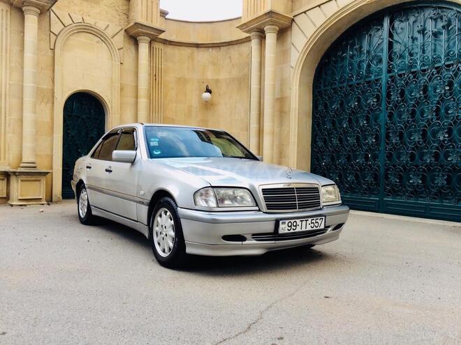 Mercedes C 220 1999, 285,752 km - 2.2 l - Bakı