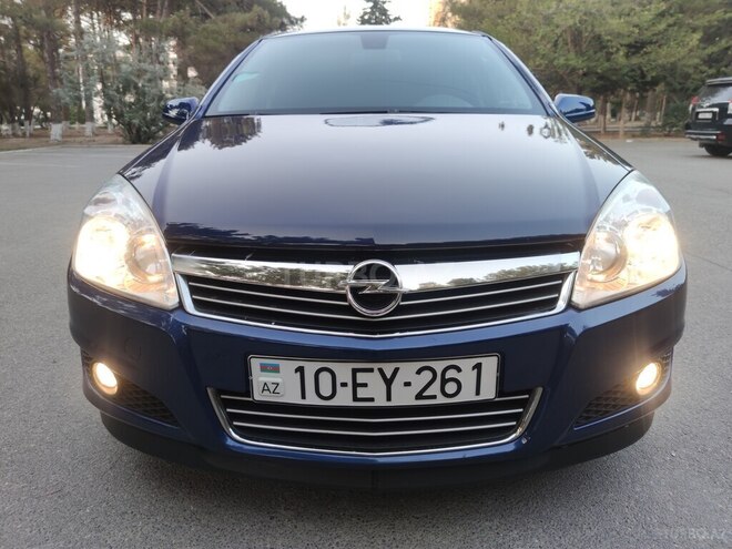 Opel Astra 2008, 240,200 km - 1.4 л - Bakı