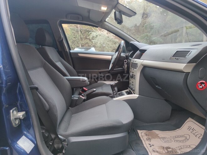 Opel Astra 2008, 240,200 km - 1.4 л - Bakı