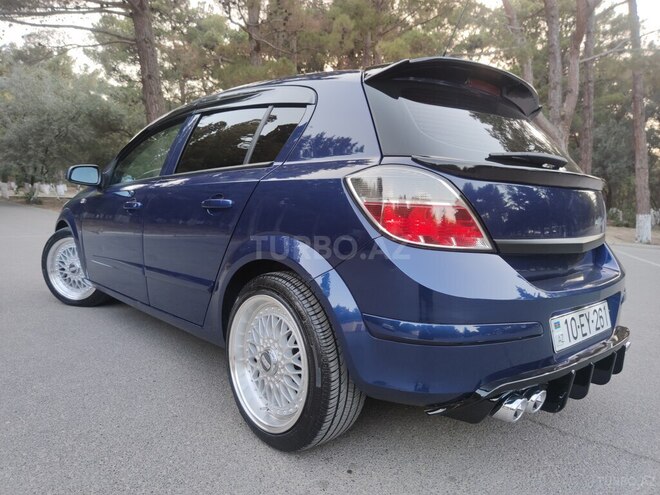 Opel Astra 2008, 240,200 km - 1.4 л - Bakı