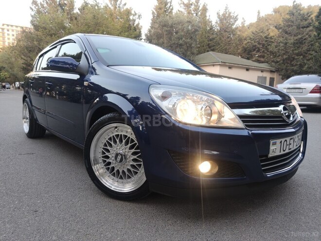 Opel Astra 2008, 240,200 km - 1.4 л - Bakı