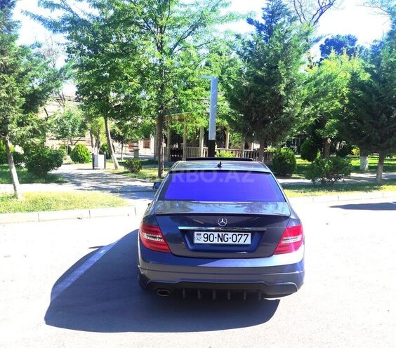 Mercedes C 250 2012, 205,000 km - 1.8 л - Siyəzən