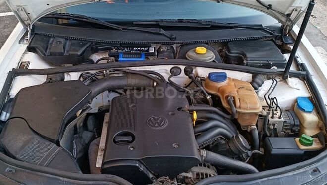 Volkswagen Passat 1998, 425,678 km - 1.6 l - Bakı