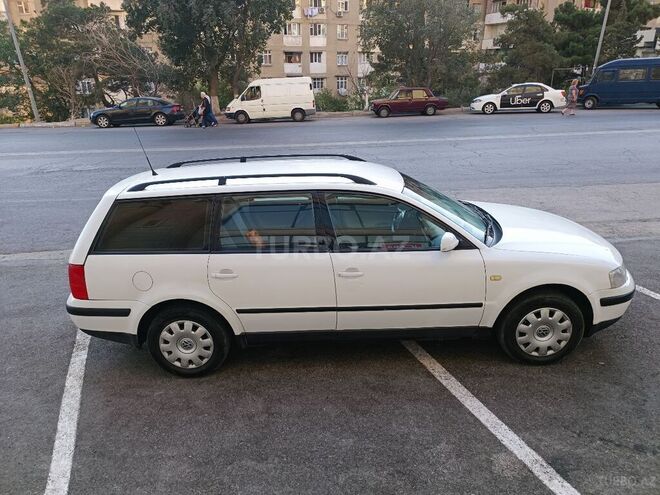 Volkswagen Passat 1998, 425,678 km - 1.6 l - Bakı