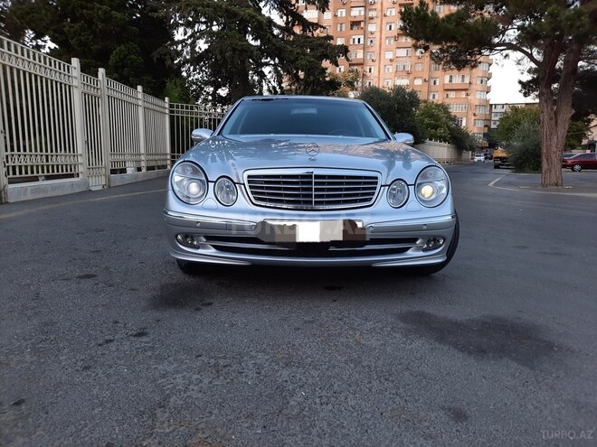 Mercedes E 240 2003, 199,200 km - 2.6 l - Bakı