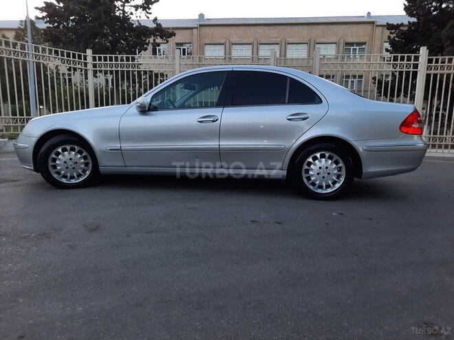 Mercedes E 240 2003, 199,200 km - 2.6 l - Bakı