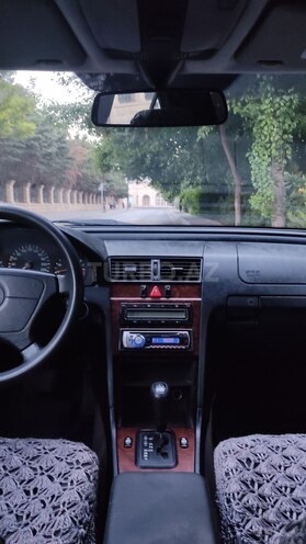 Mercedes C 180 1997, 395,000 km - 1.8 l - Bakı