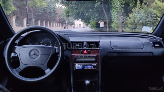 Mercedes C 180 1997, 395,000 km - 1.8 l - Bakı