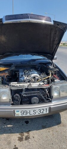 Mercedes E 300 1991, 45,573 km - 3.0 л - Bakı