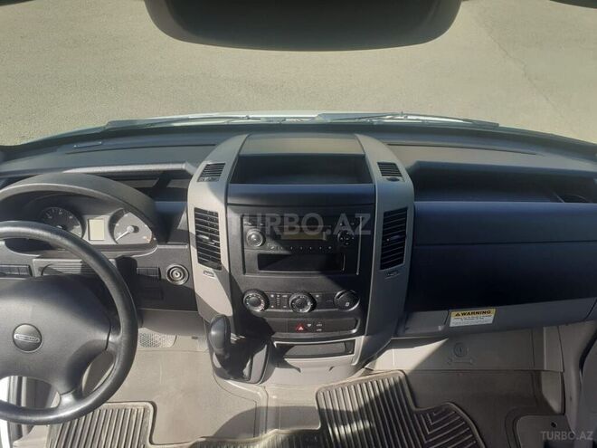 Mercedes Sprinter 313 2011, 110,000 km - 3.0 l - Qazax