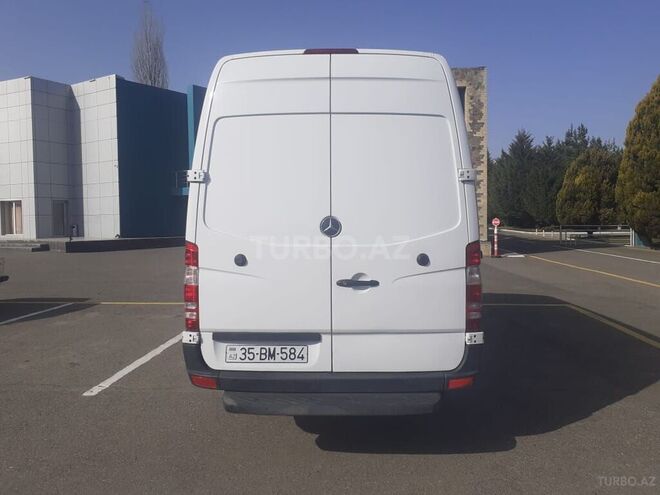 Mercedes Sprinter 313 2011, 110,000 km - 3.0 l - Qazax