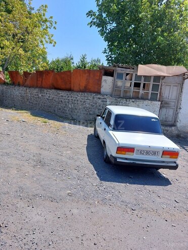 LADA (VAZ) 2107 1986, 300,000 km - 1.6 l - Zaqatala