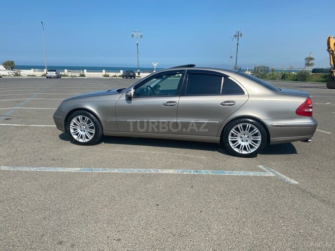 Mercedes E 320 2003, 286,000 km - 3.2 l - Bakı