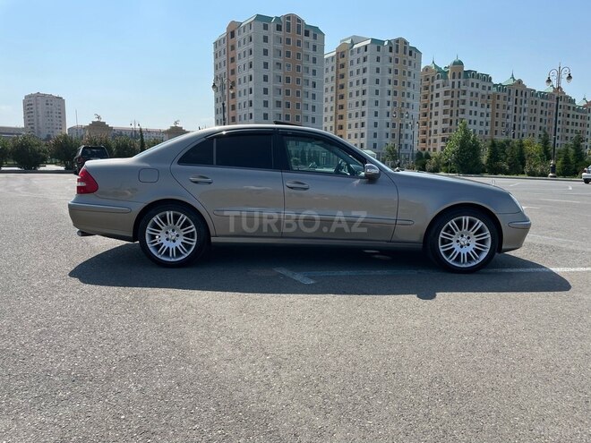 Mercedes E 320 2003, 286,000 km - 3.2 l - Bakı