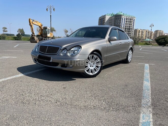 Mercedes E 320 2003, 286,000 km - 3.2 l - Bakı