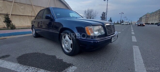 Mercedes E 300 1995, 530,000 km - 3.0 l - Sumqayıt