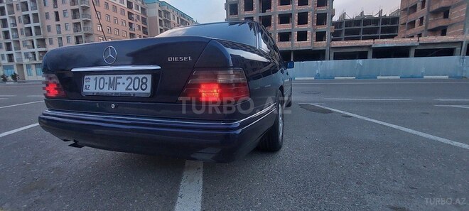 Mercedes E 300 1995, 530,000 km - 3.0 l - Sumqayıt