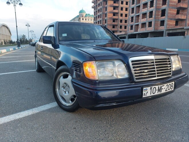 Mercedes E 300 1995, 530,000 km - 3.0 l - Sumqayıt