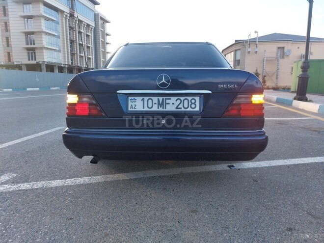 Mercedes E 300 1995, 530,000 km - 3.0 l - Sumqayıt