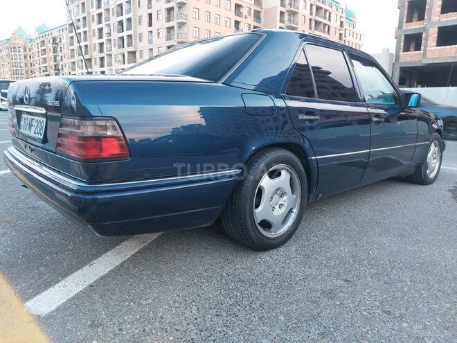 Mercedes E 300 1995, 530,000 km - 3.0 l - Sumqayıt
