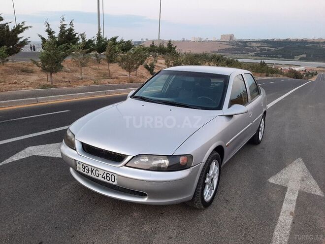Opel Vectra 1998, 290,000 km - 1.8 л - Bakı