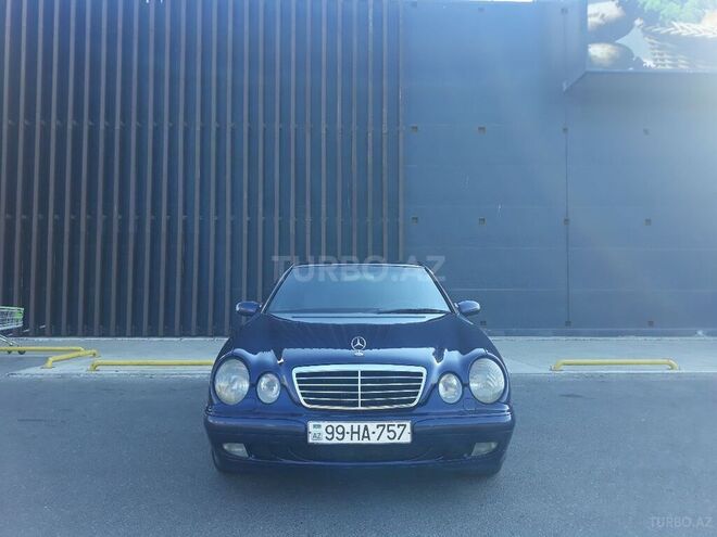 Mercedes E 220 2000, 376,000 km - 2.2 l - Bakı